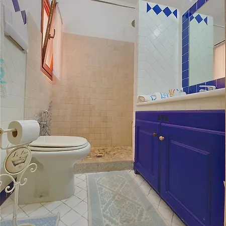 La Casa Delle Conchiglie דירה אביאדורי