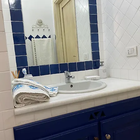 La Casa Delle Conchiglie דירה אביאדורי
